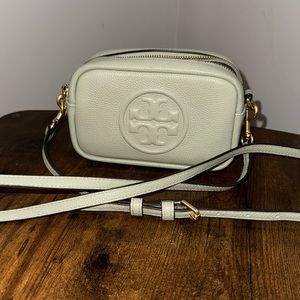 Tory Burch Perry Bombe Mini Bag